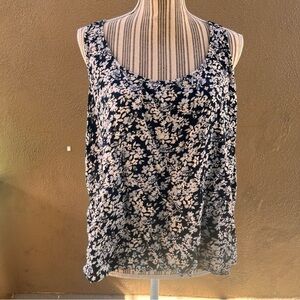 🆕 Old Navy Women’s Floral Sleeveless Top